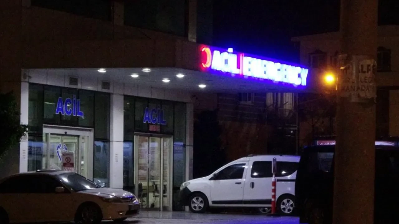 Mide ameliyatı genç kadının sonu oldu! Günlerce kan kustu: Aile hastaneyi bastı