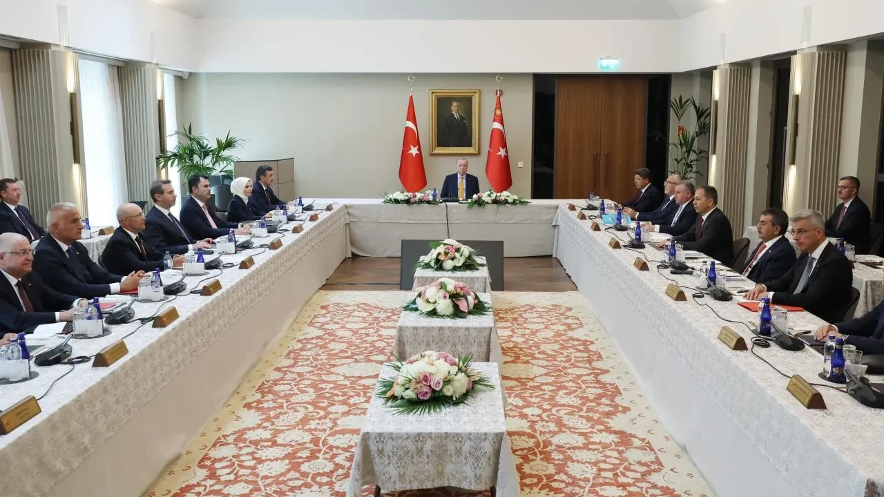 Sığınaklar Türkiye-İsrail savaşı için mi yapılıyor? Coşkun Başbuğ'dan çarpıcı sözler: Yürek yemek lazım