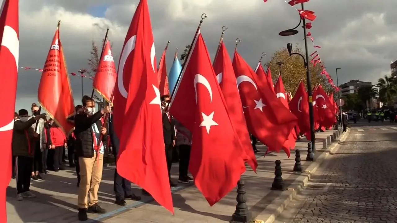 30 Ağustos Antalya konser ve etkinlik takvimi! Zafer Bayramı'nda Kolpa ve Emre Aydın sahne alacak