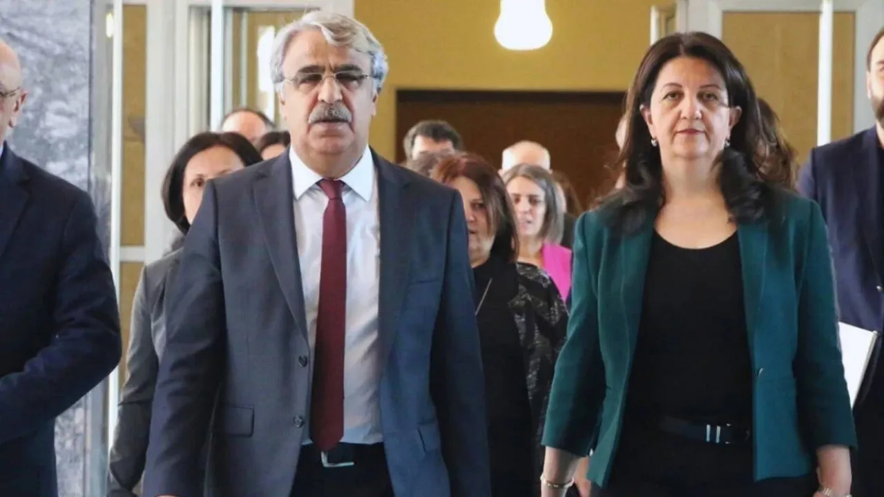 Abdullah Öcalan ile görüşen DEM Parti