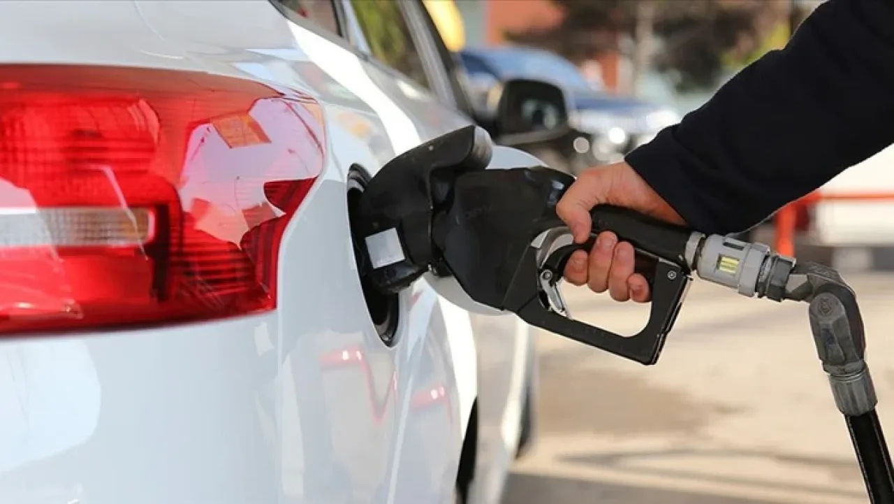 Akaryakıt kampanyaları güncellendi! Kredi kartı ile yakıt alarak 10 depo bedava yakıt alabilirsiniz