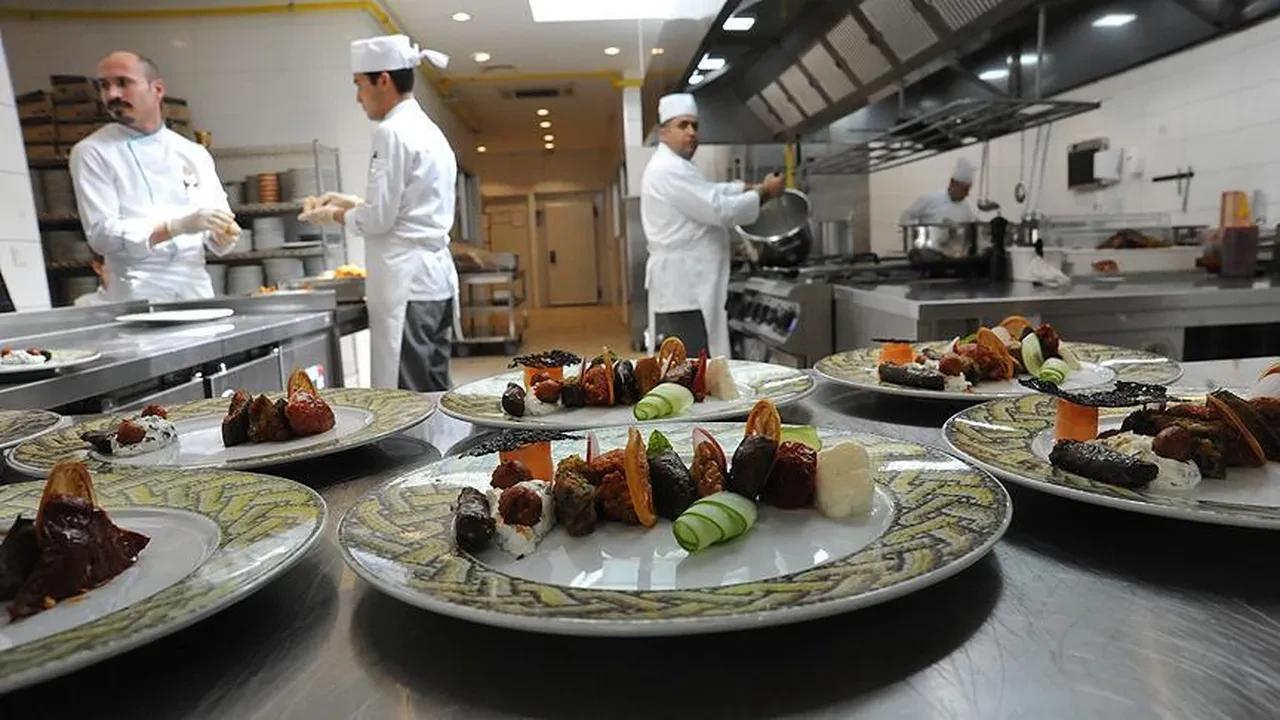 Bu meslekleri yapanlar yaşadı! 10 yıl sonra zirvede onlar olacak: İşte en çok kazandıracak meslekler