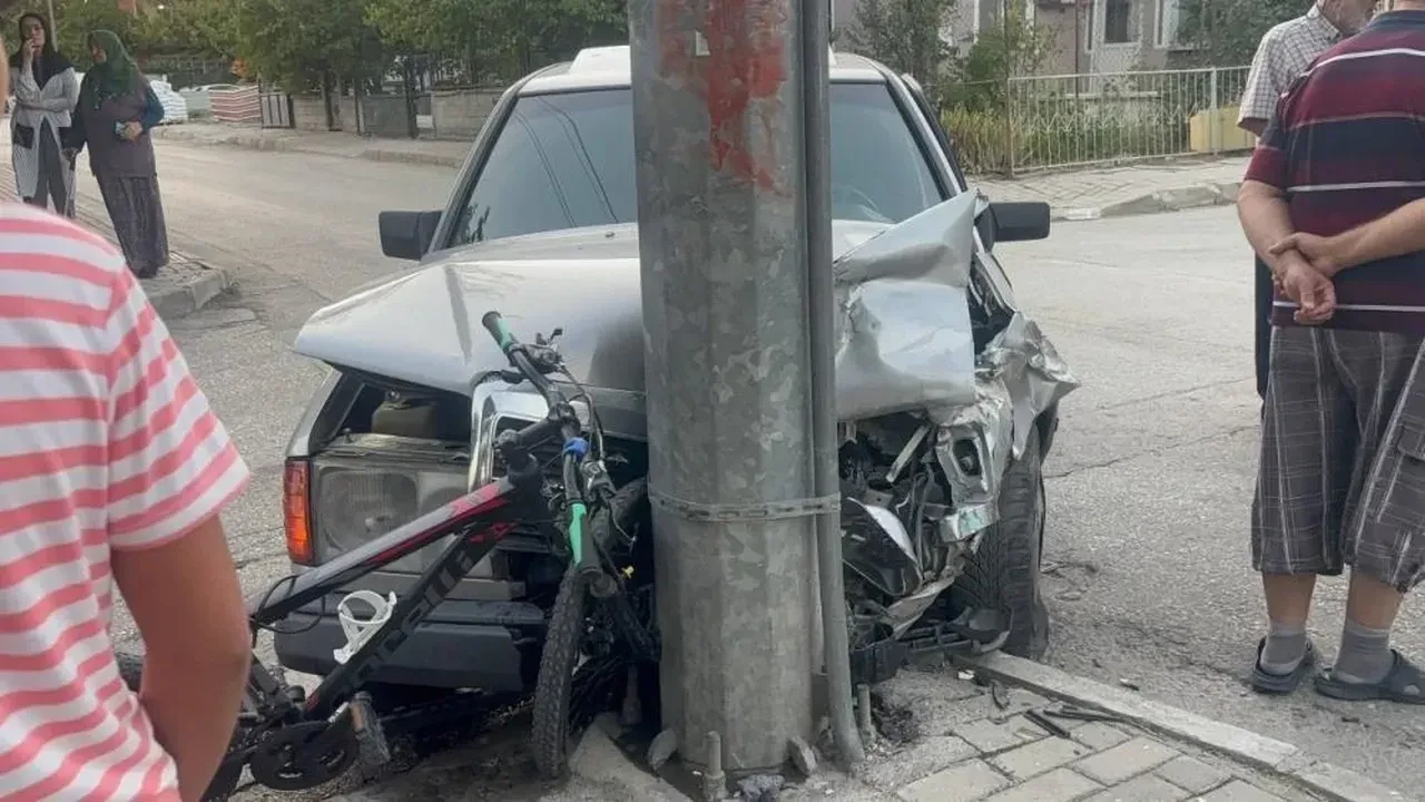 Erzincan’da meydana gelen kazada, yoldan geçen bisikletli çocuk yaralandı