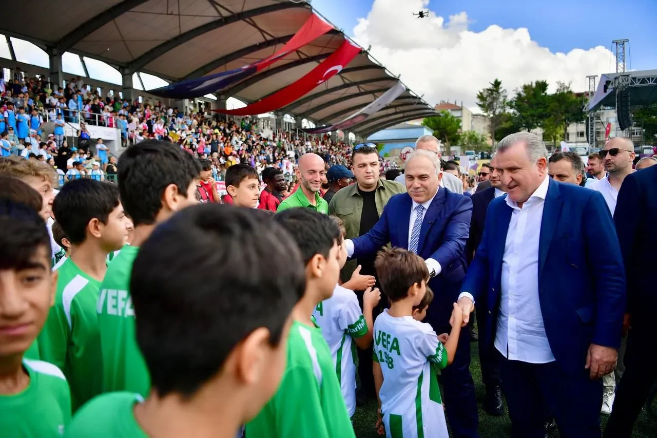 Fatih’te Mimar Sinan Spor Kompleksi’nin temeli atıldı