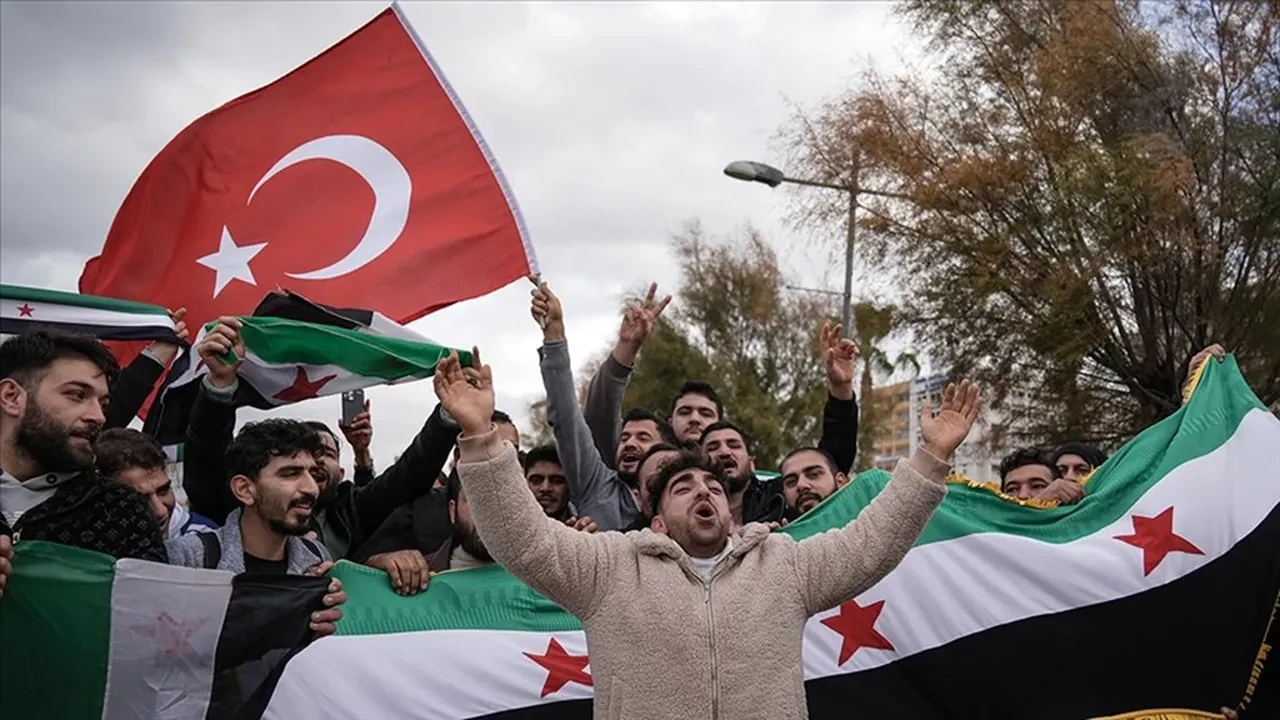 İşte ülkesine dönen Suriyelilerin sayısı! Türkiye'de kaç Suriyeli var, belli oldu