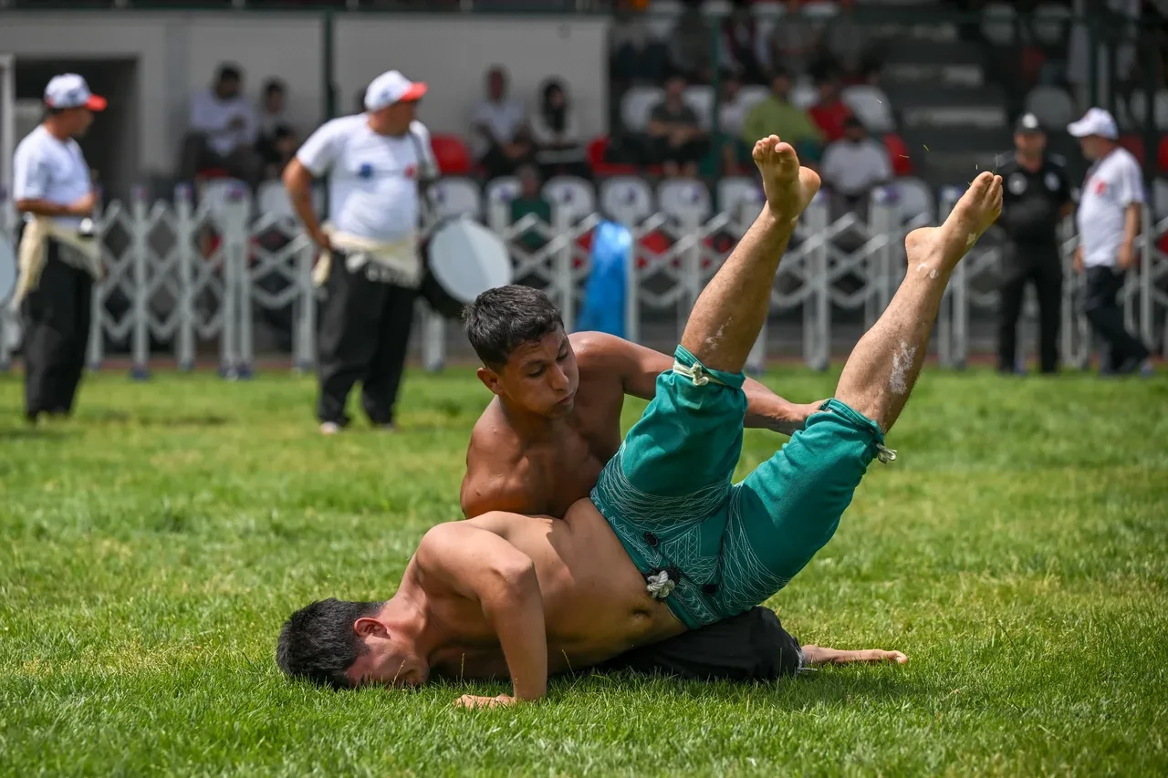 2. Taha Akgül Karakucak Güreşleri'nin başpehlivanı belli oldu!