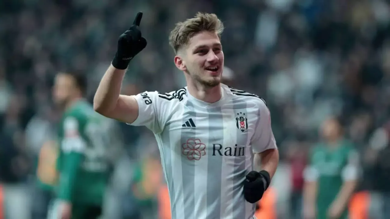 Beşiktaş resmen duyurdu! Semih Kılıçsoy İtalya yolcusu