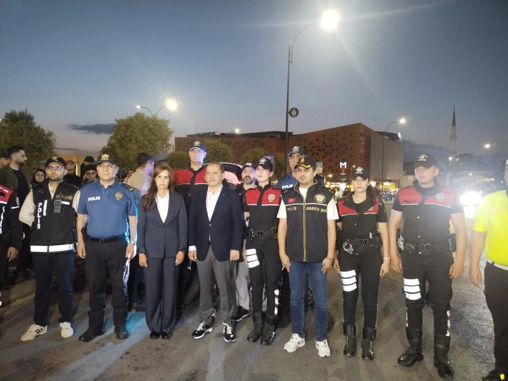 İstanbul’da yapılan "Huzur" denetimine, Emniyet Müdürü Selami Yıldız'da katıldı