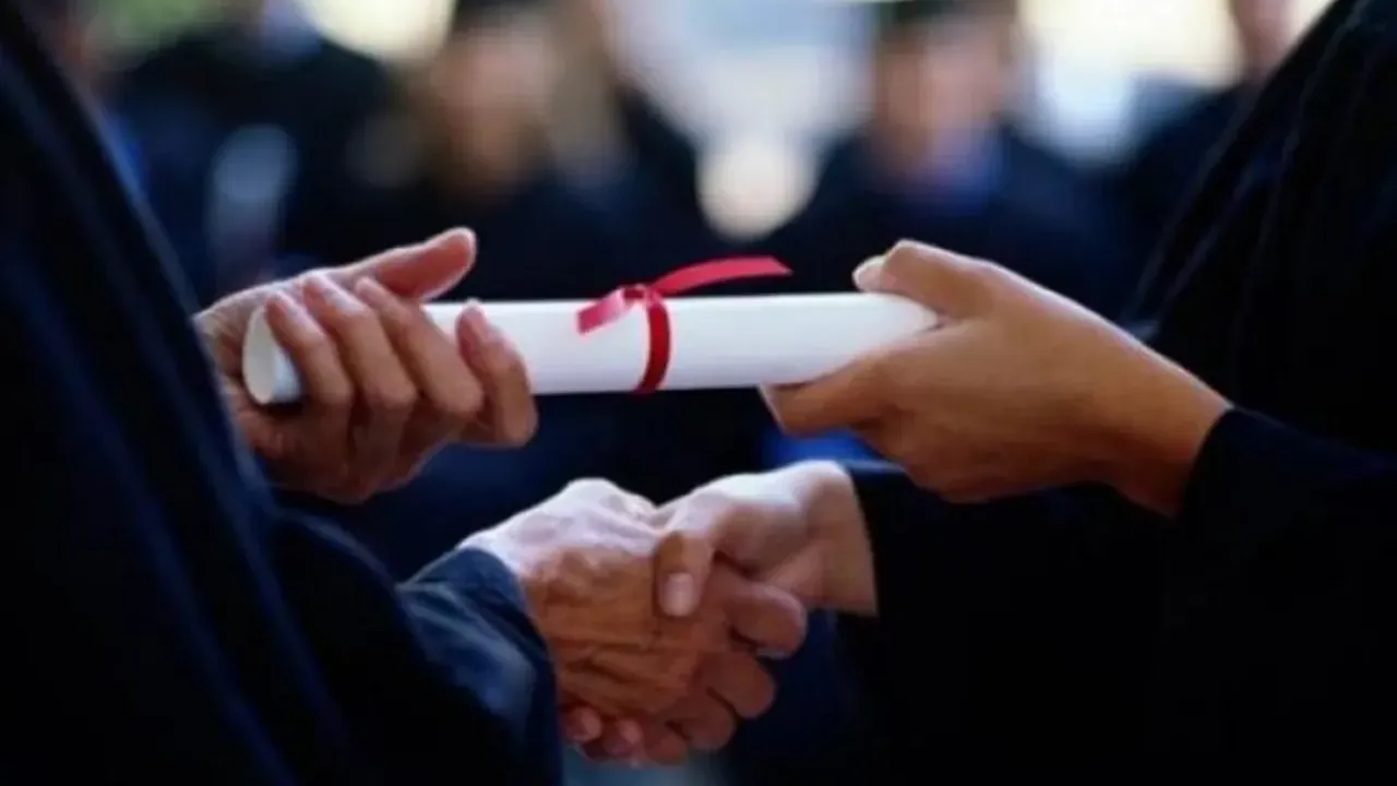 Sahte diploması olan 400 akademisyen kim? DMM açıklama yaptı