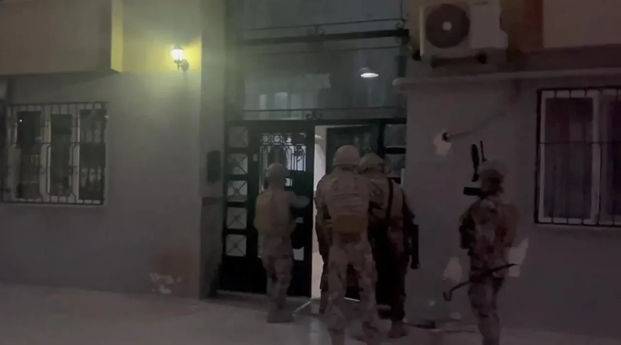 Şanlıurfa’da DEAŞ operasyonu: 4 tutuklama, 2 sınır dışı!