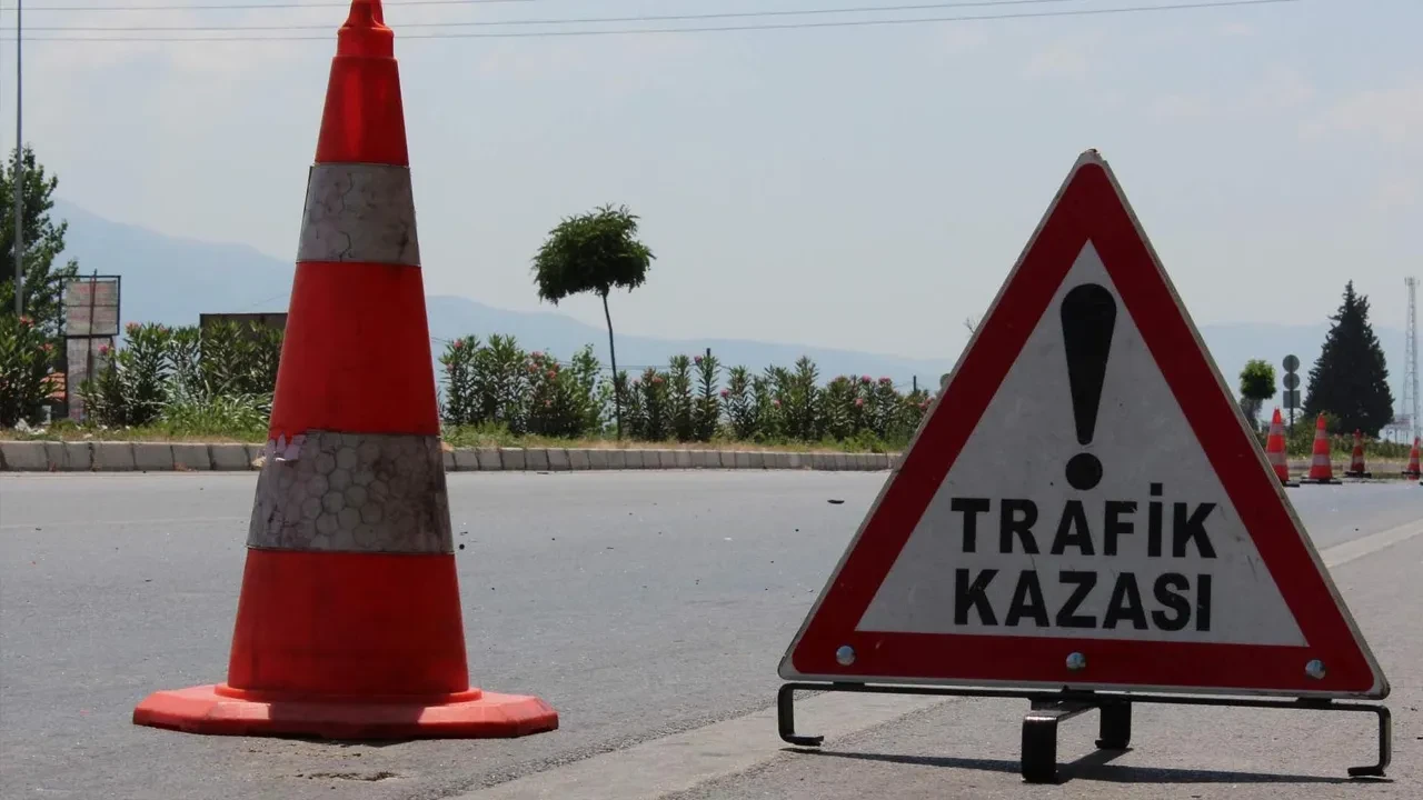Şanlıurfa'da minibüs devrildi: Çok sayıda yaralı var