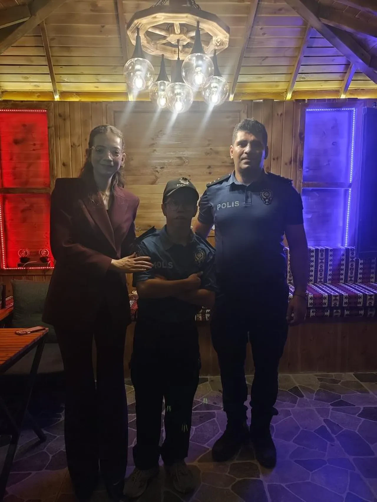 14 yaşındaki Efe'nin polis olma hayali gerçek oldu