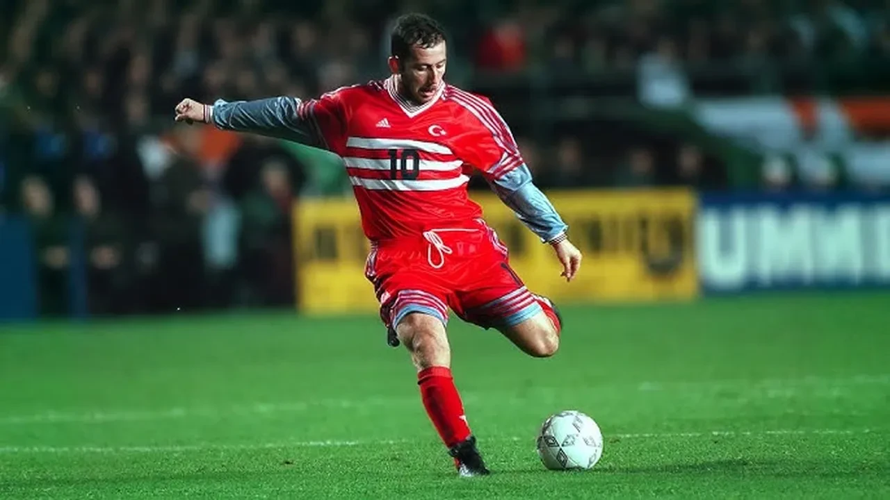 Beşiktaş Sergen Yalçın ile imzaları attı! İşte transferin tüm detayları