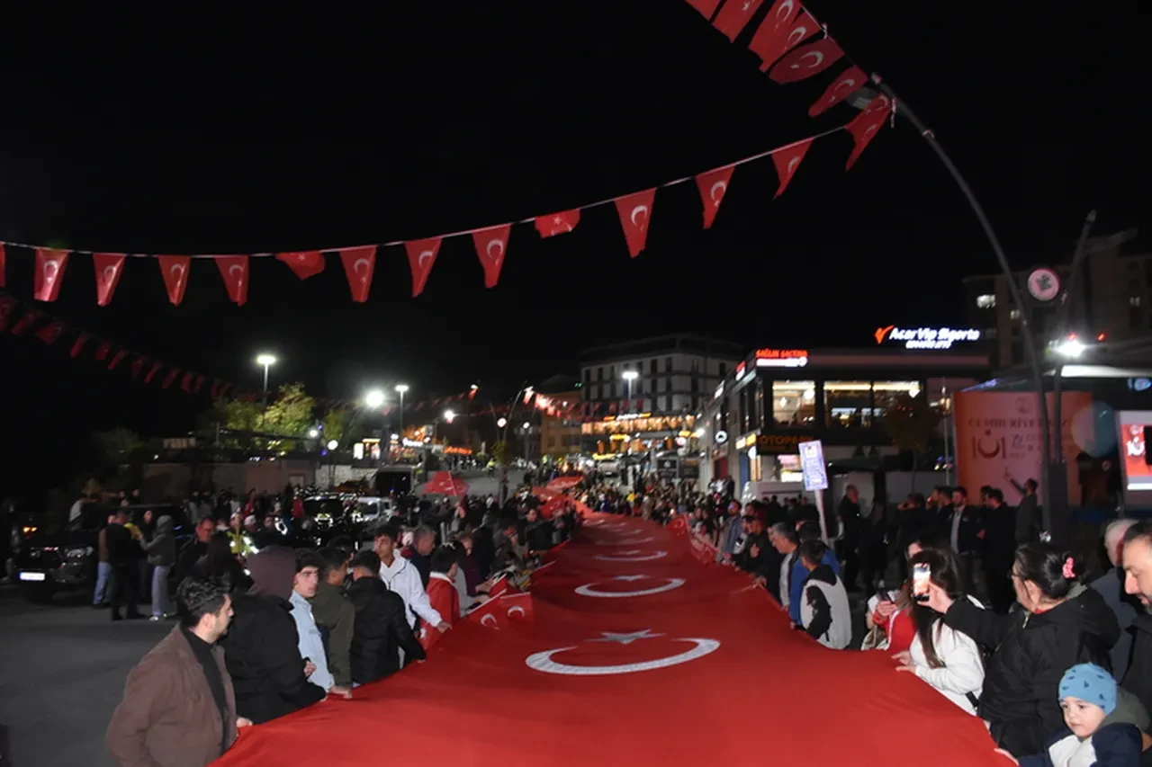 Bursa 30 Ağustos etkinlikleri, konser programı! Ücretsiz Göksel konseri düzenlenecek