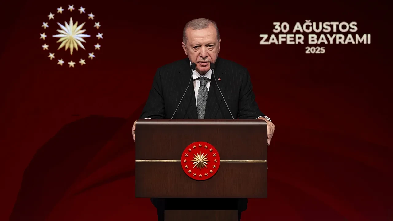 Cumhurbaşkanı Erdoğan: İçinde bulunduğumuz asrı Türkiye Yüzyılı yapana kadar çalışacağız