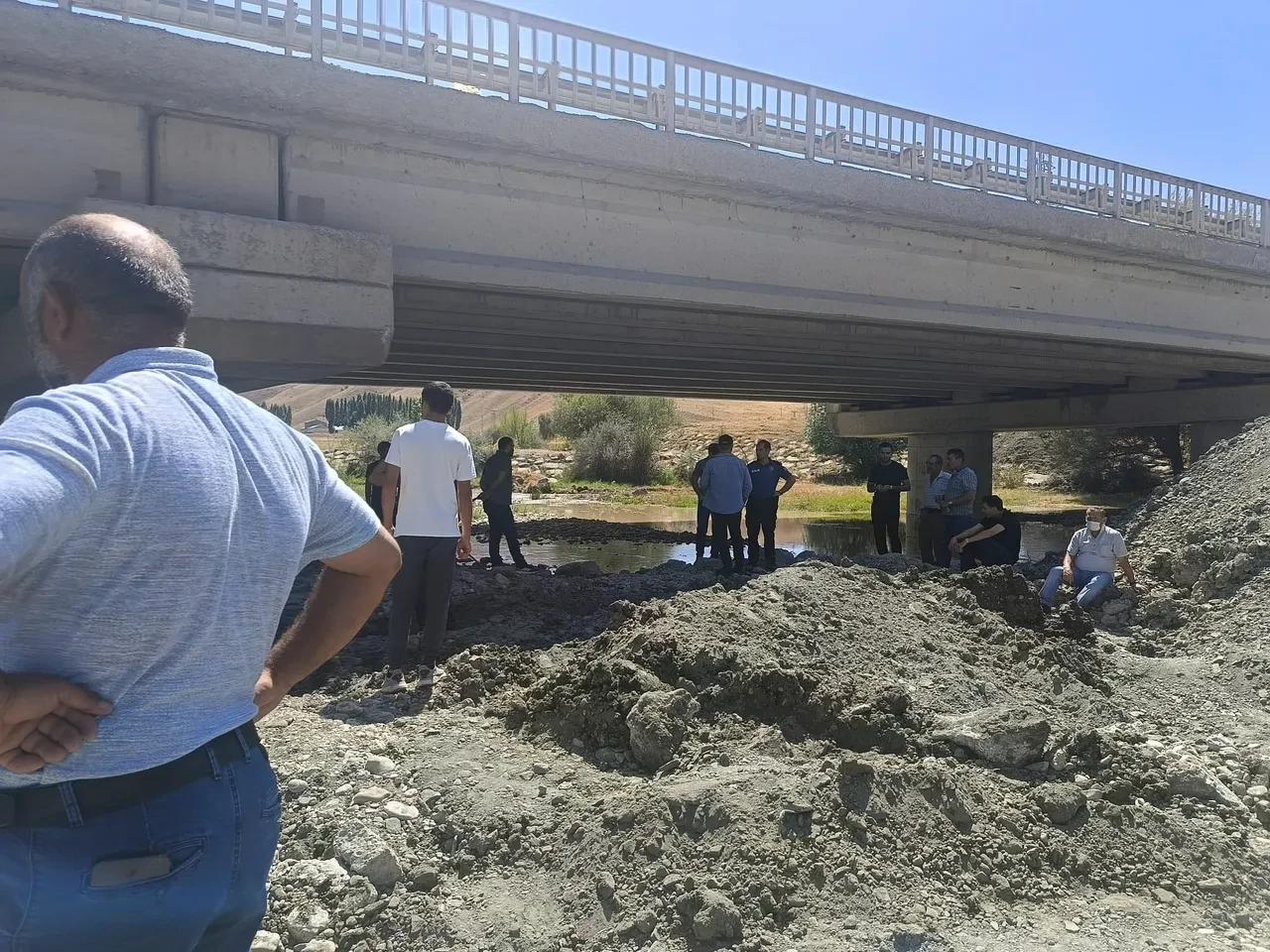 Erzurum'da esrarengiz olay! Kaza yapan araçtaki kadın bulunamıyor