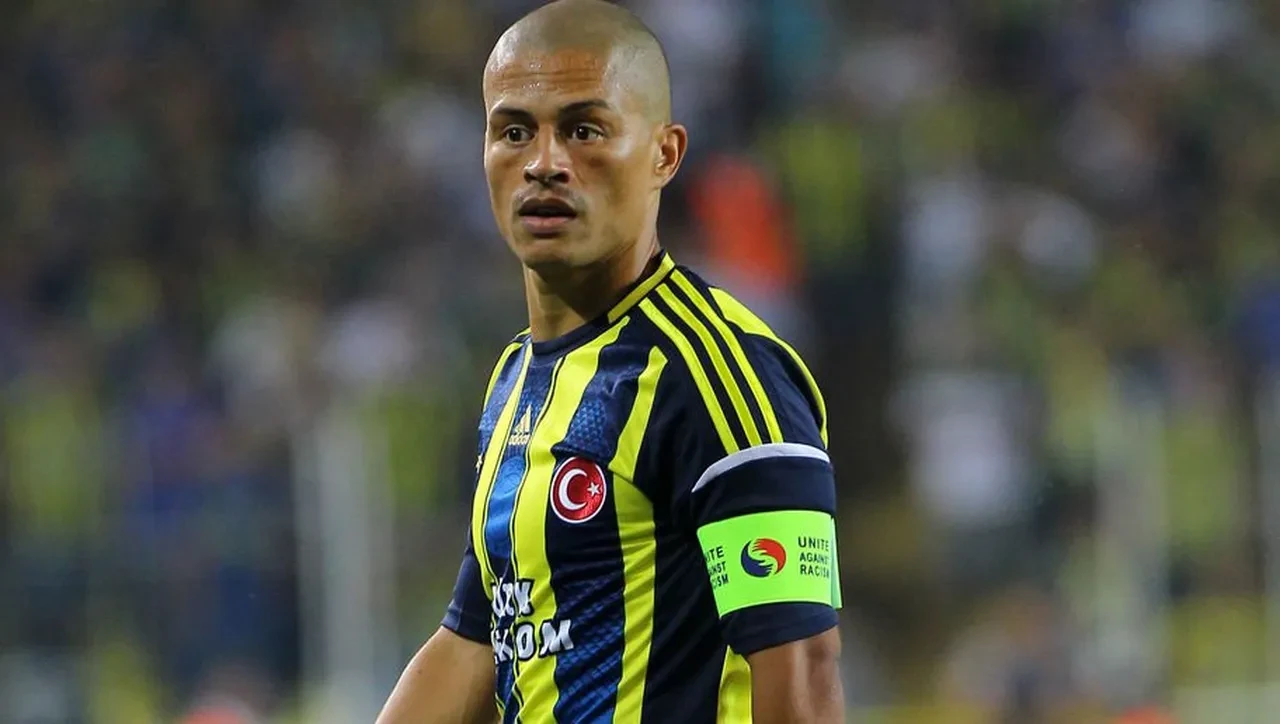 Fenerbahçe Alex ile anlaşmaya yakın! Efsane takıma geri dönüyor