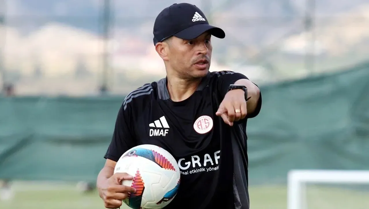 Fenerbahçe Alex ile anlaşmaya yakın! Efsane takıma geri dönüyor