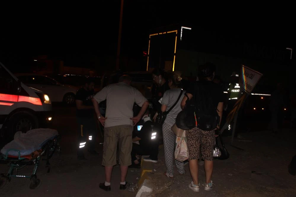 Manisa Salihli’de korkunç kaza: 1 ölü, 2’si ağır 8 kişi yaralandı