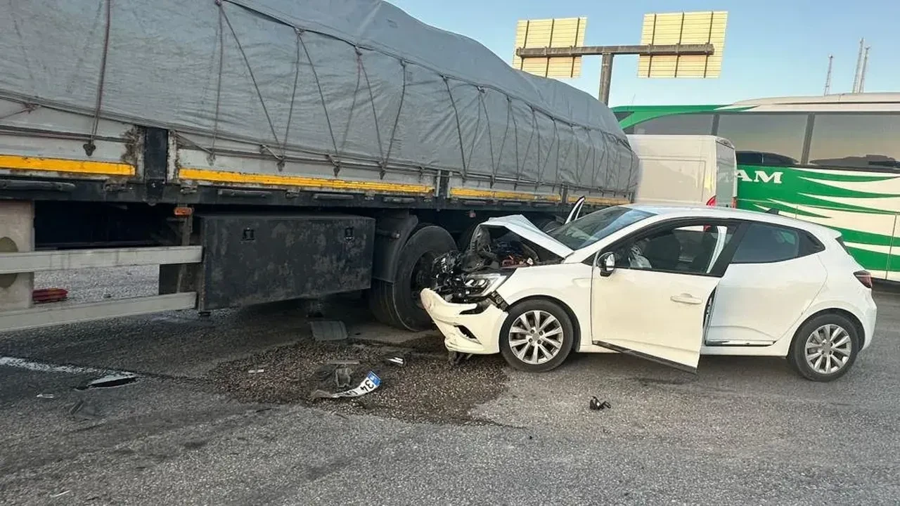 Kırıkkale’de tır kazası: 2 yaralı