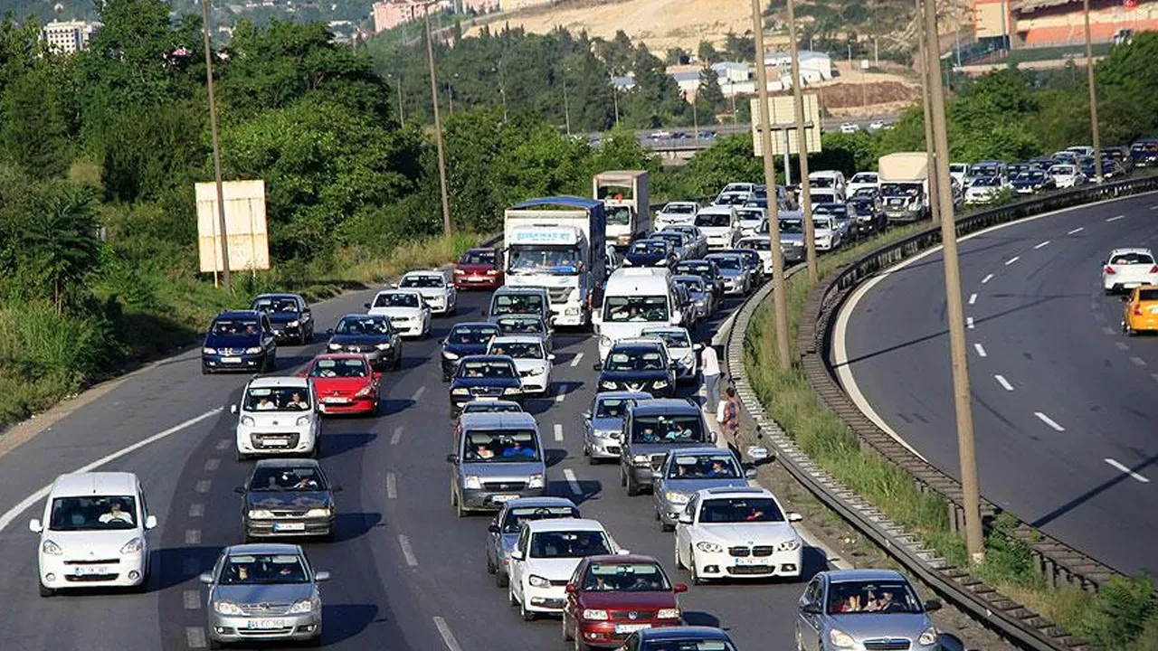 Sürücülere tarih verildi! TEM Otoyolu İstanbul yönü trafiğe kapatılacak