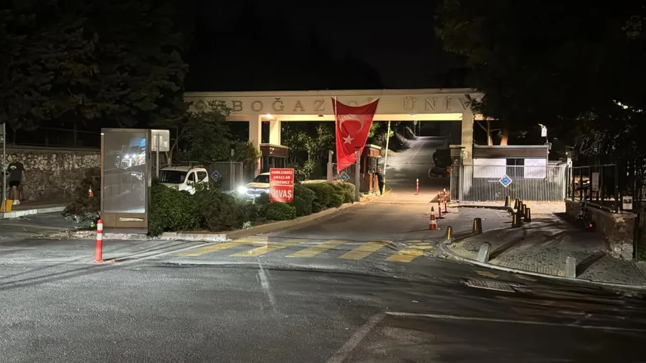 Boğaziçi Üniversitesi kampüsünde öldürülen 15 yaşındaki Hilal'e acı veda! Ailesinden zor soru