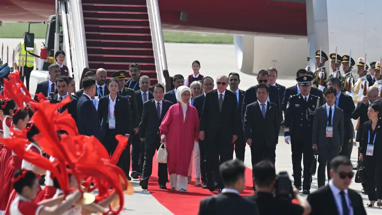 Cumhurbaşkanı Erdoğan'ın Çin çıkarması: ŞİÖ Zirvesi'nde şeref konuğu