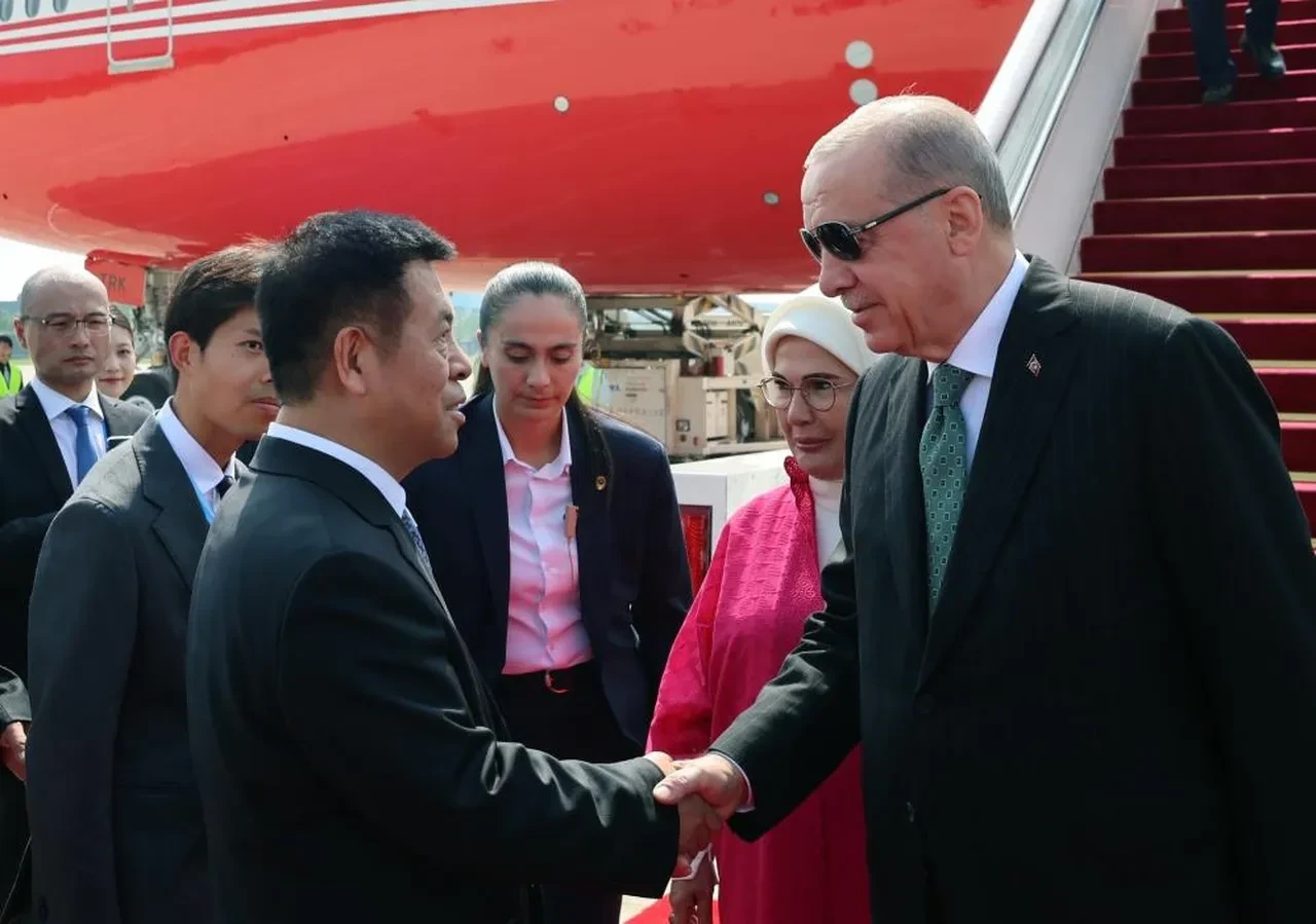 Cumhurbaşkanı Erdoğan'ın Çin çıkarması: ŞİÖ Zirvesi'nde şeref konuğu