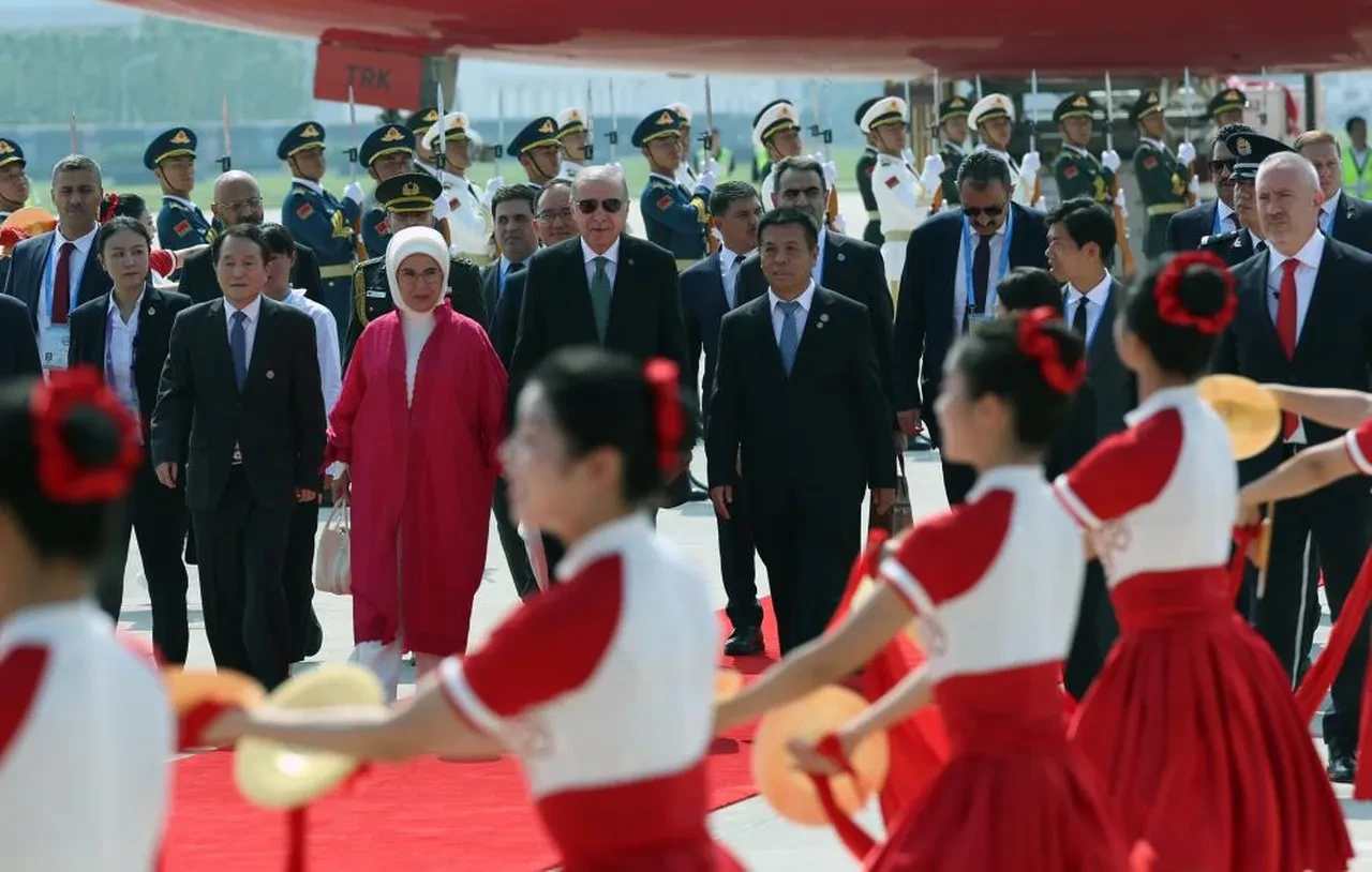 Cumhurbaşkanı Erdoğan'ın Çin çıkarması: ŞİÖ Zirvesi'nde şeref konuğu