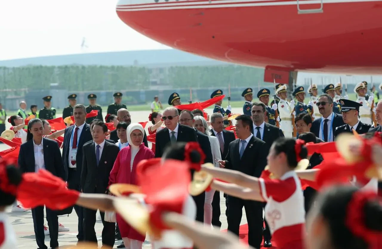 Cumhurbaşkanı Erdoğan'ın Çin çıkarması: ŞİÖ Zirvesi'nde şeref konuğu