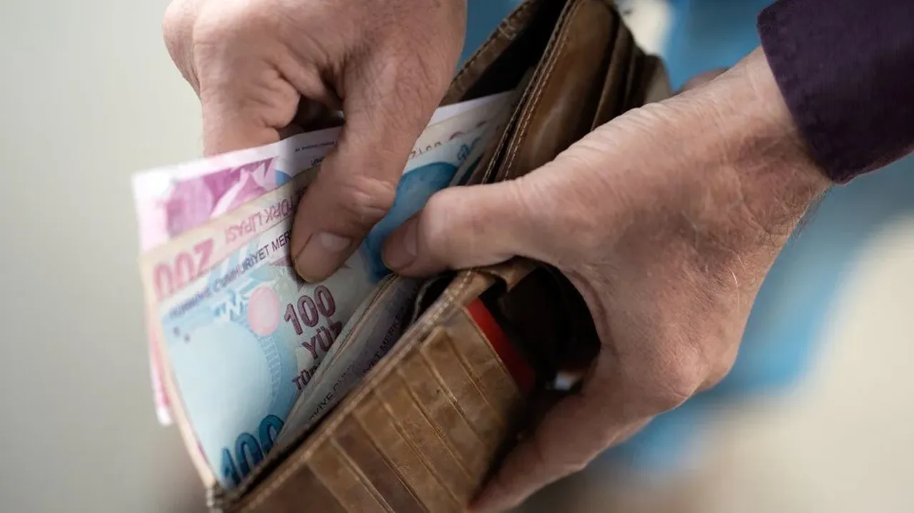 Emekli promosyonları 1 Eylül’de yenilenecek! En düşük ve en yüksek maaş promosyonu belli oldu