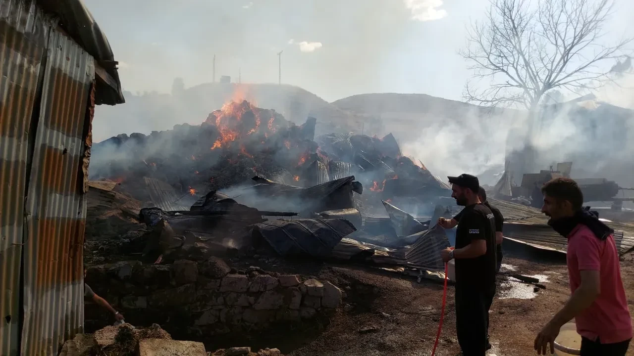 Erzurum Yakutiye'de korkutan yangın