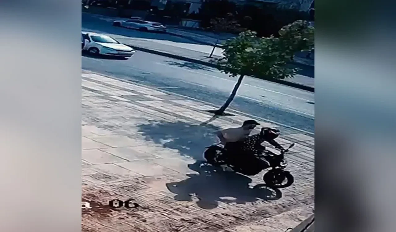 Gaziantep'te parka silahlı saldırı! O anlar kameraya yansıdı