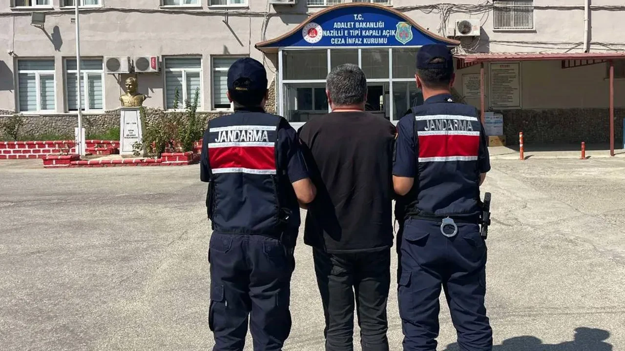 JASAT timlerinden aranan şahıslara operasyon: 15 kişi yakalandı