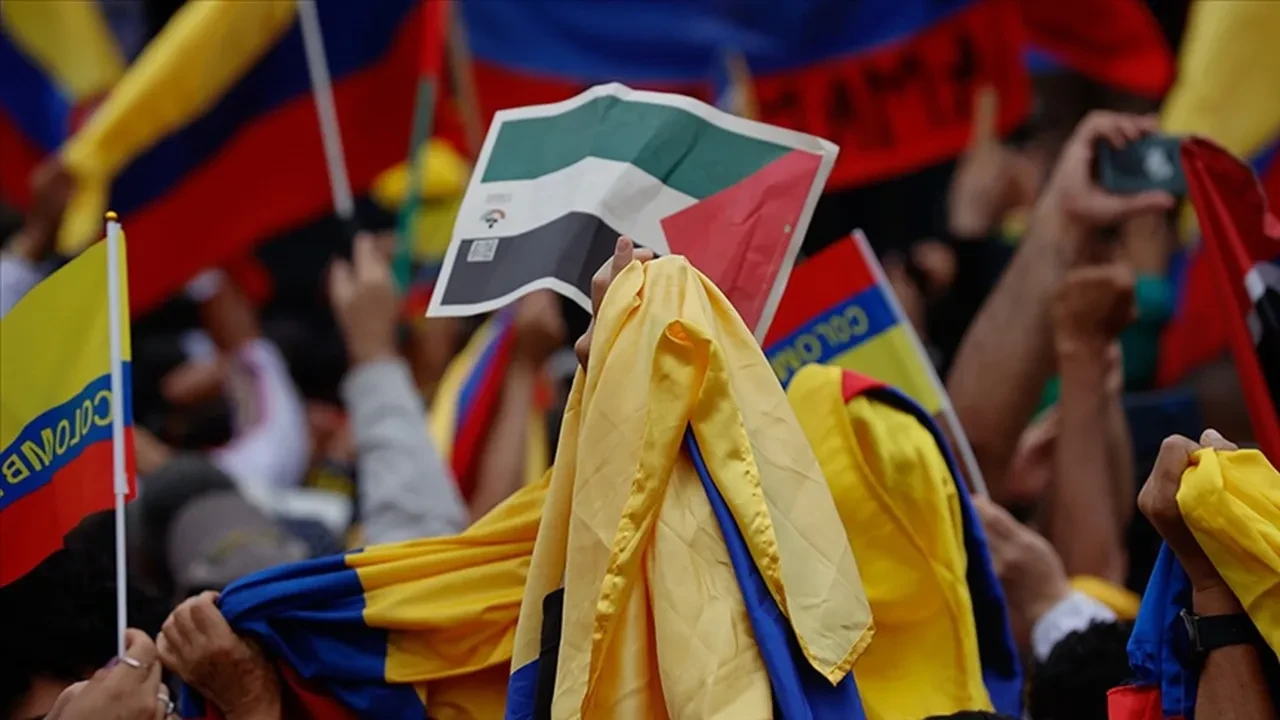 Katliamcı İsrail'e Kolombiya'dan ambargo: Kömür ihracatını yasakladı