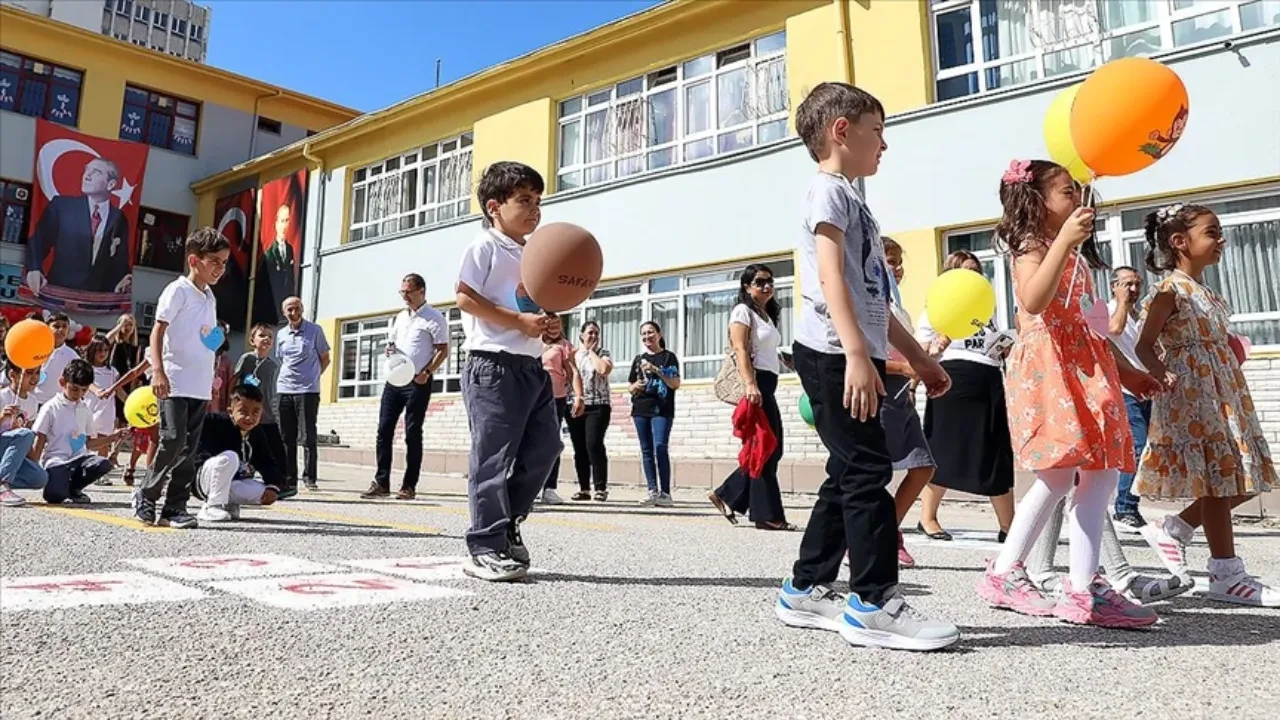 Okul maratonu başlıyor! Uyum haftası detayları belli oldu