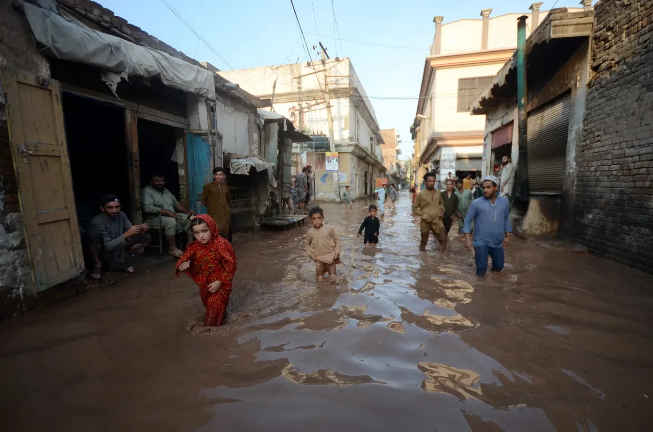 Pakistan'da selde açıklanan can kaybı felaketin boyutunu gösterdi! Hindistan'a ağır suçlama