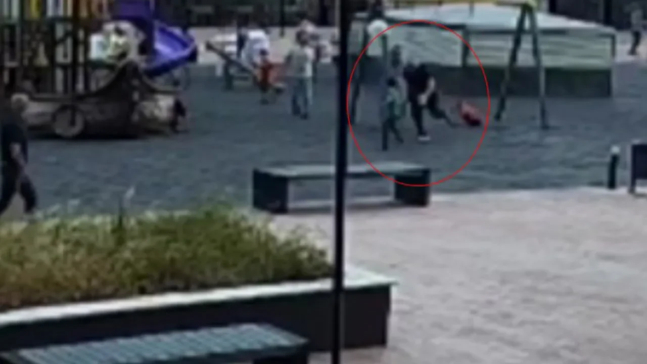 Parkta oynayan çocukları yerden yere vurdu, mahkemenin kararı pes dedirtti!