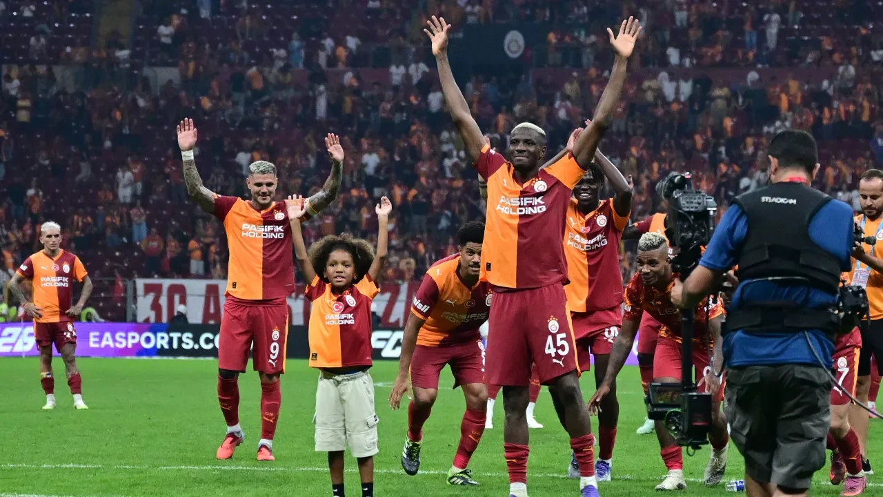 Victor Osimhen'den transfer açıklaması: 