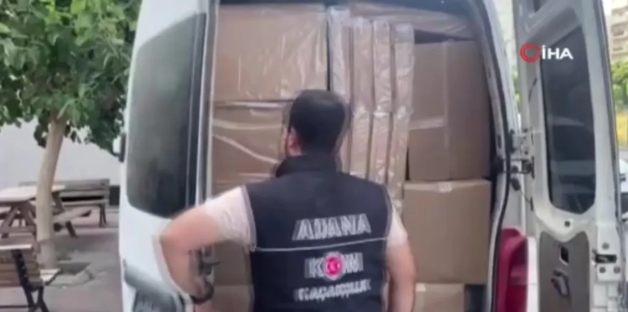 Adana'da dev operasyon! Milyonlarca TL'lik sigara ele geçirildi