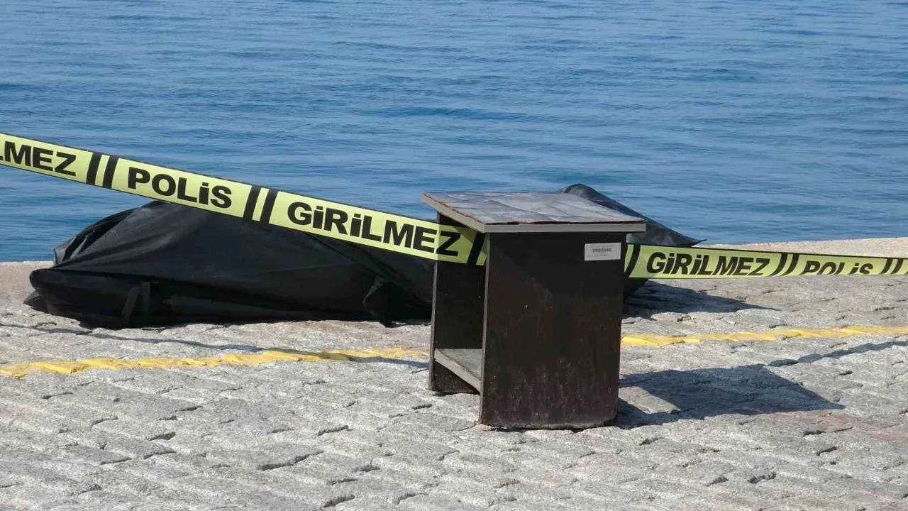 Büyükada sahilde ceset bulundu! Ekipler harekete geçti...