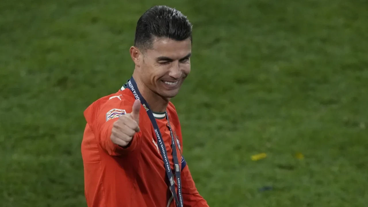 Cristiano Ronaldo ile ilgili flaş iddia: Cep telefonu ve 5G isyanı