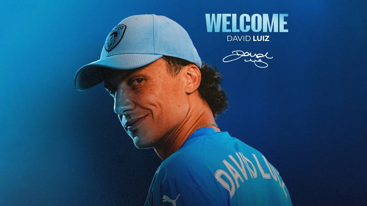David Luiz'den sürpriz imza! Yeni takımı herkesi şaşırttı