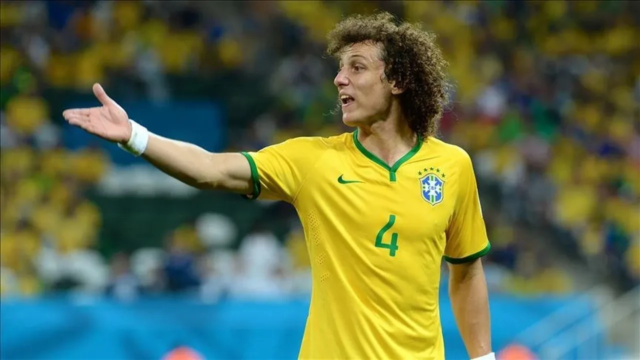 David Luiz'den sürpriz imza! Yeni takımı herkesi şaşırttı