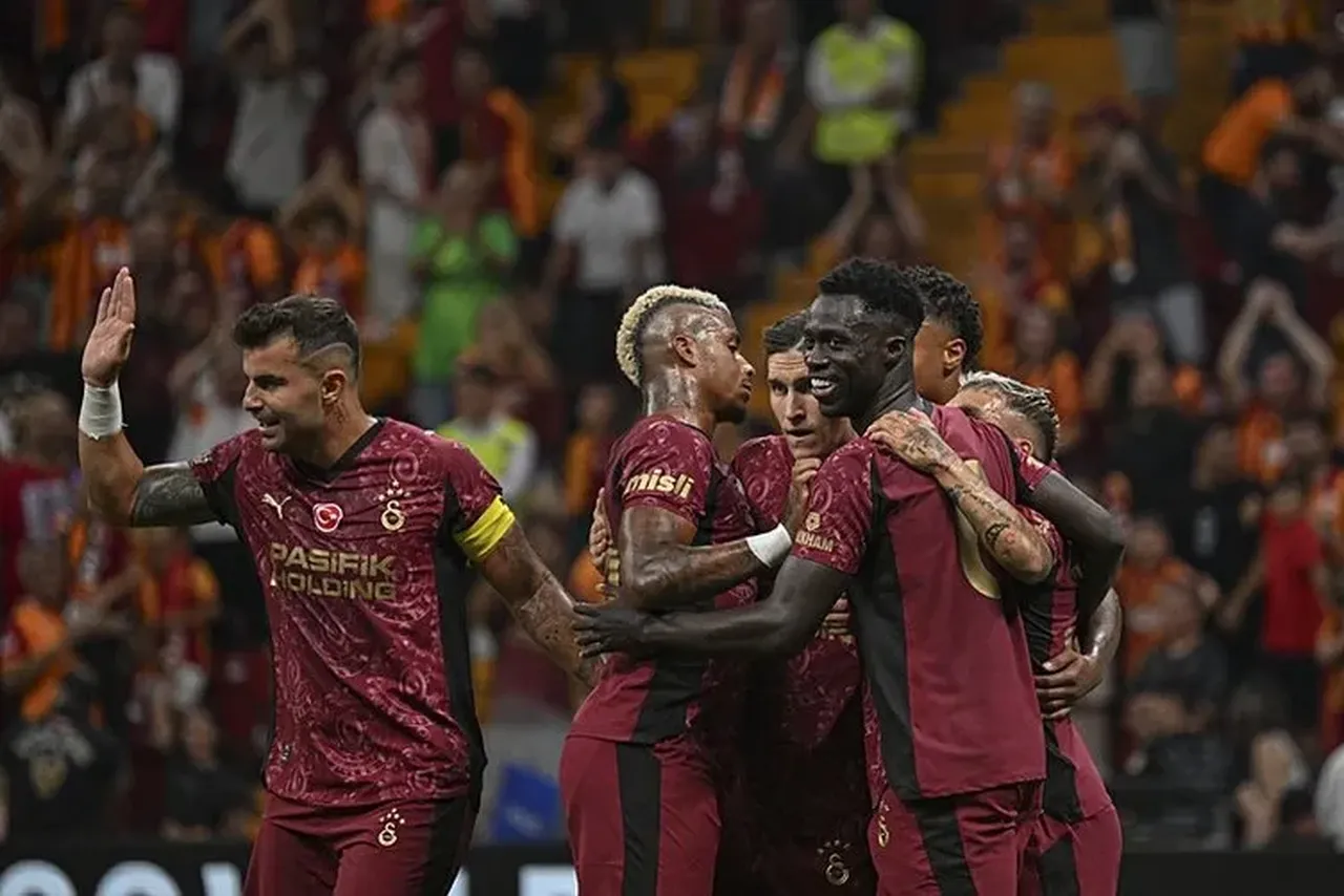 Galatasaray'da yaprak dökümü! Okan Buruk kararını verdi