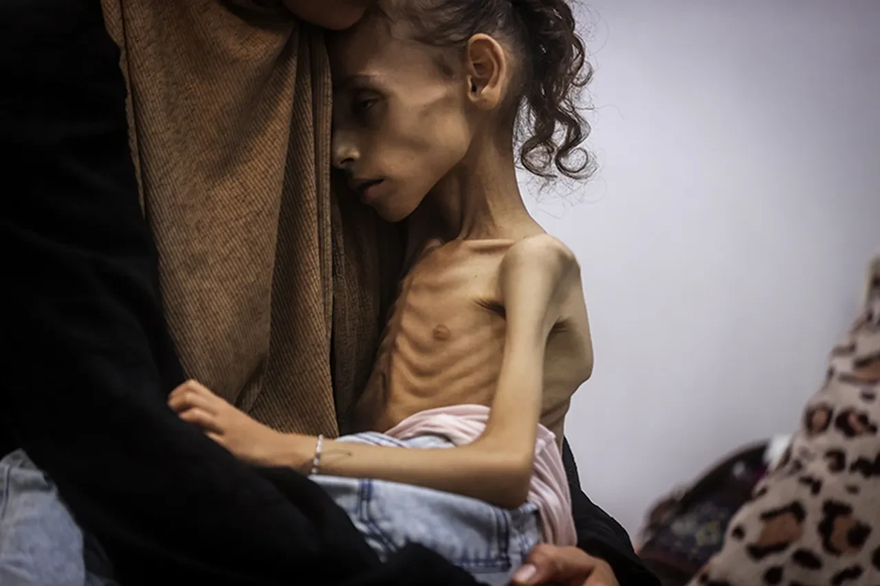 Gazzeli annenin feryadı insanlığı utandırır mı: Kızım yavaş yavaş ölüyor