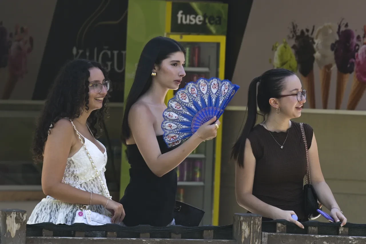 Meteoroloji 2 bölgeyi uyardı: 9 ilde sağanak bastıracak