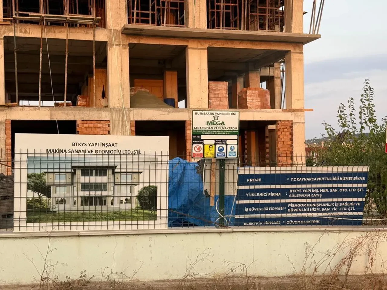 Müftülük inşaatında acı olay! Yüksekten düşen işçi can verdi