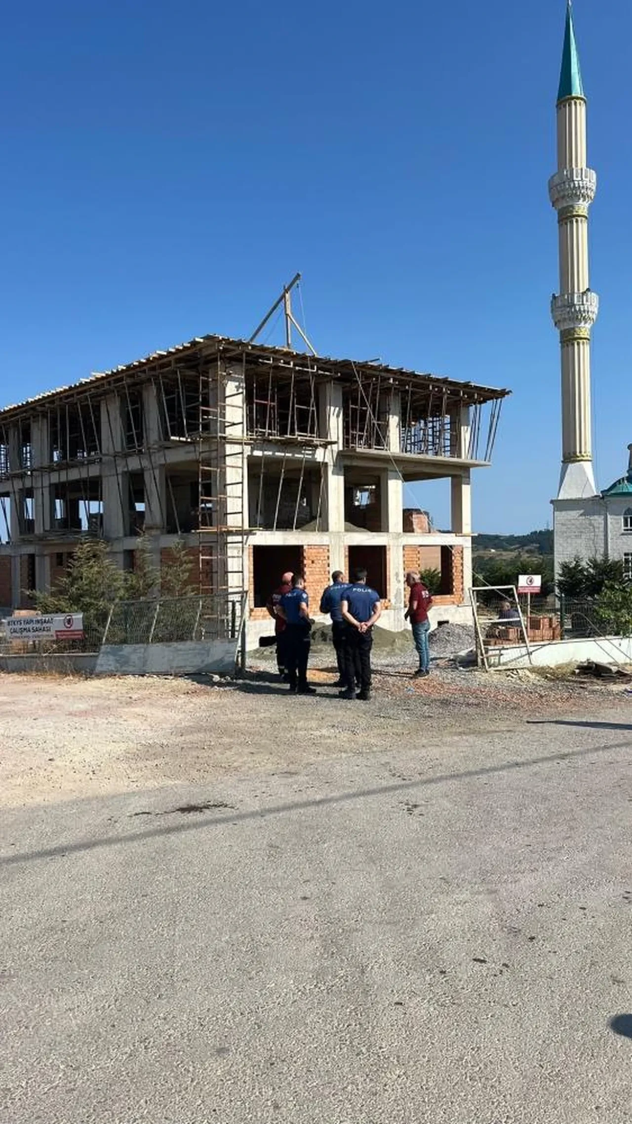 Müftülük inşaatında acı olay! Yüksekten düşen işçi can verdi