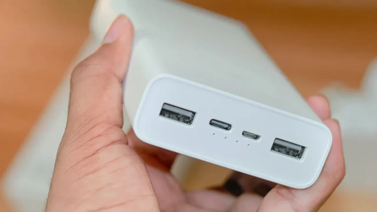 Uçaklarda powerbank yasağı! Bakan Uraloğlu açıkladı